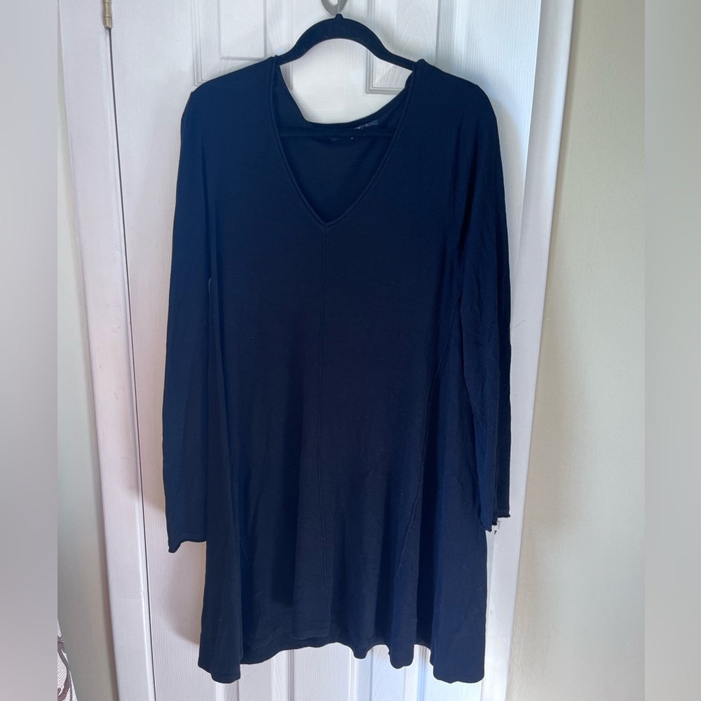 Black knit shift dress